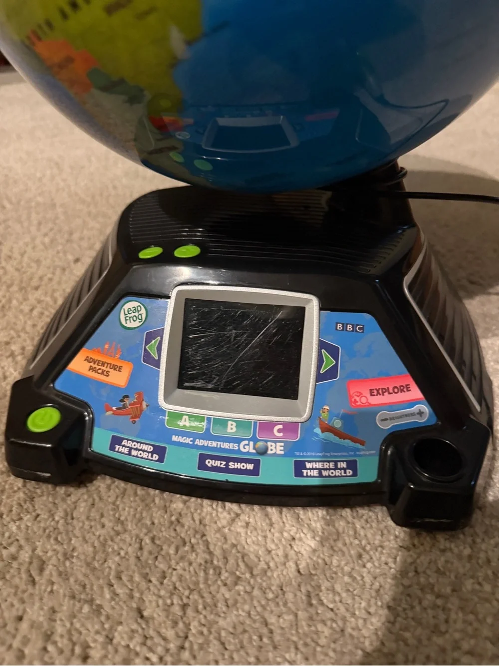 Leapfrog engaging electronic
